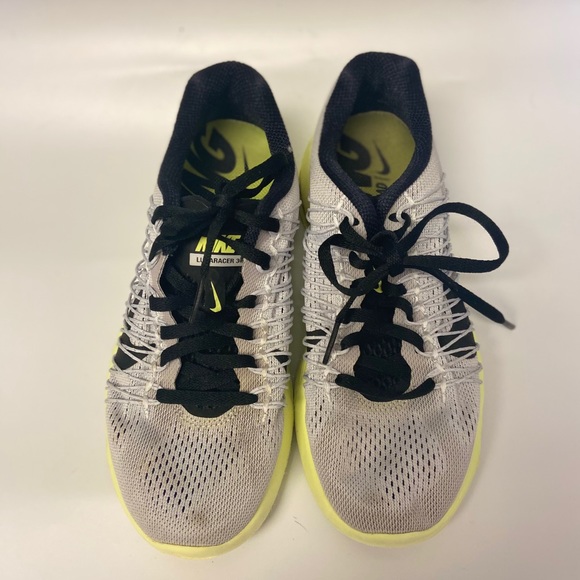 Nike road running shoes yellow gray black - Picture 7 of 7